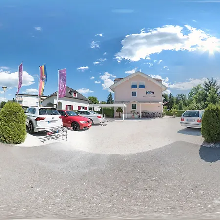 Happy By Thomas Strugger Krumpendorf