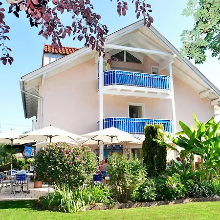 招待所 Happy By Thomas Strugger 克鲁彭多夫