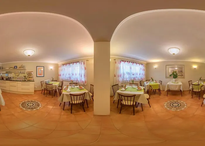 Happy By Thomas Strugger Krumpendorf