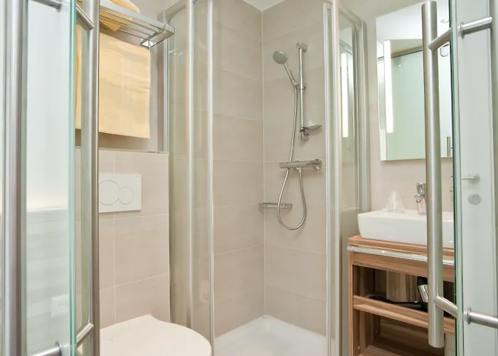 Happy By Thomas Strugger Pensjonat Krumpendorf