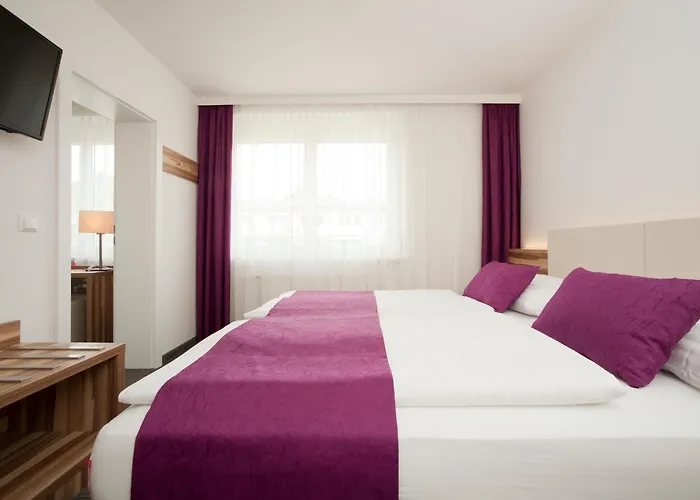 Happy By Thomas Strugger Krumpendorf